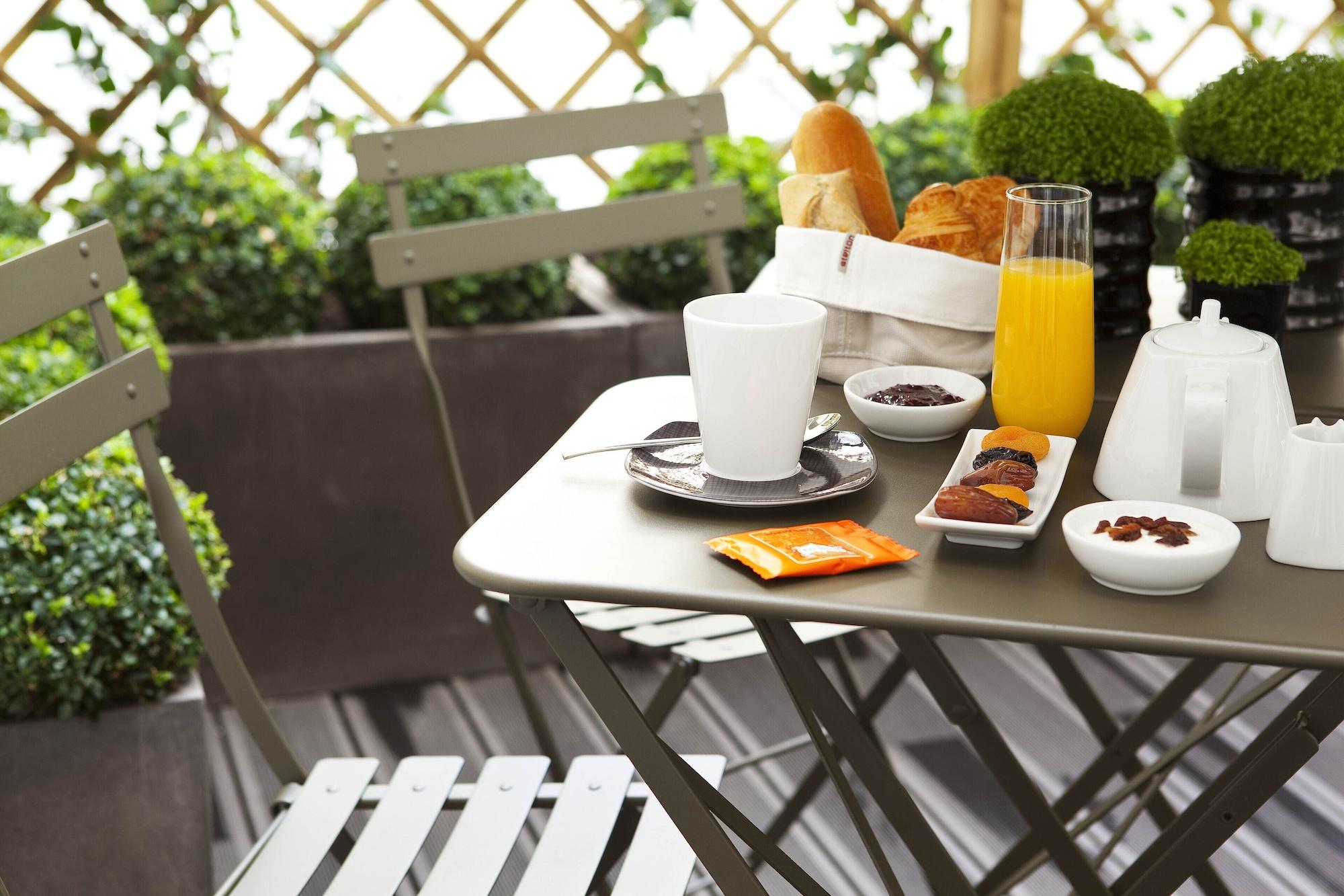 Le Grey Hotel Paris Exterior photo